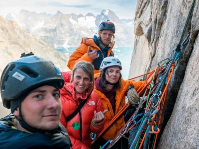 Шокуюча новина: відомі альпіністки зникли в небезпечних горах Гімалаїв!