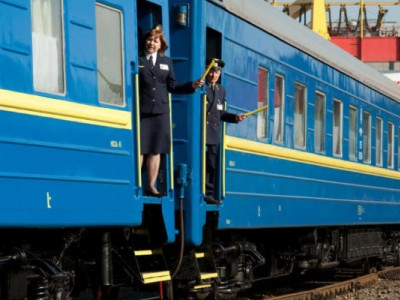 Укрзалізниця починає продавати квитки за новими правилами: що змінилося