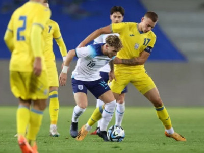 Україна U21 на 90+2-й хвилині програла Англії, але зберегла лідерство у групі: відеоогляд матчу відбору Євро-2025