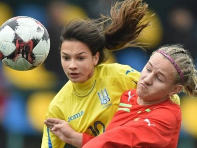 Відома українська футболістка стала зіркою Франції