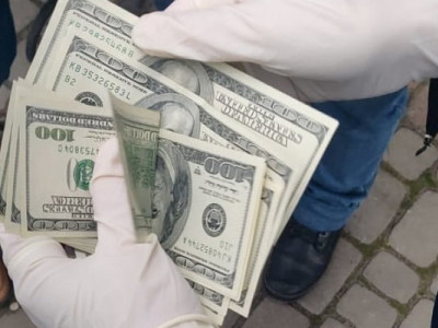 Львівський суд поновив на посаді митника, звільненого за підозрою у хабарництві