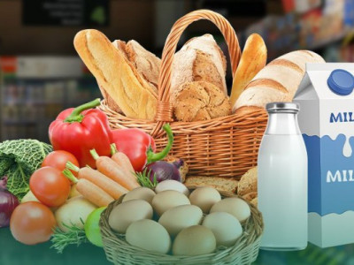 Молоко, картопля, хліб: що буде з цінами на базові продукти