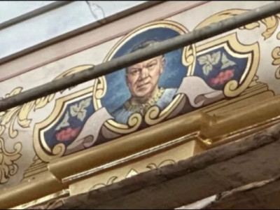 Мер Луцька відреагував на суперечливі фрески в соборі