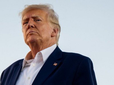 Трамп пригрозив країнам БРІКС митом на імпорт у 100% у разі відмови від долара