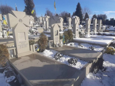 Суд Львова скасував заборону індивідуальних пам'ятників на Пантеоні Героїв у Тернополі