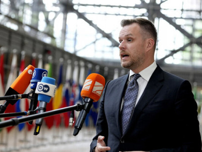 Politico дізналося, чому Латвія і Литва заблокували погодження 15-го пакету санкцій