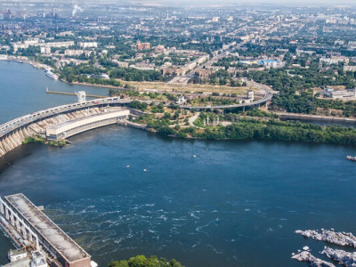 Тендер на захист Дніпровської ГЕС виграв бізнесмен, який відмивав гроші для РФ – Financial Times