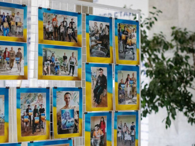 Виставка «Воїни світла»: мистецтво мужності та незламності