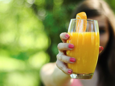 Топ-5 соків, які є ефективними за наявності закрепів