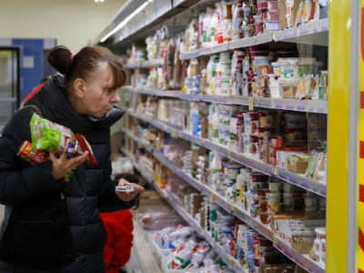 В Україні виробники підняли ціни на 20%: які продукти подорожчали найбільше