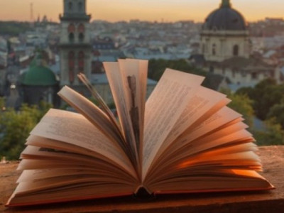 Як часто читають книжки українці: нове опитування