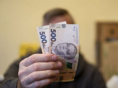 Уряд додатково виділив 5 мільярдів на виплату «тисячі Зеленського»
