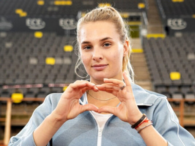 Даяна Ястремська вилетіла з Australian Open