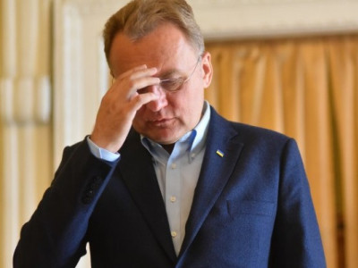 Звідки гроші? Доходи Садового вразили українців