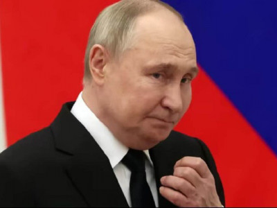 путін не перестає натякати на «капітуляцію України». Не інакше, як свідомо воліє подавитися