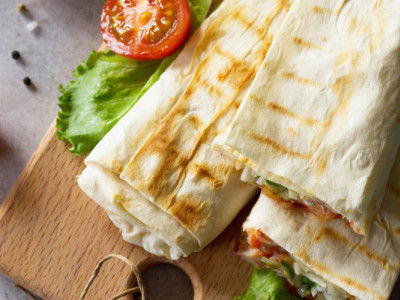 Неймовірно смачний та ситний лаваш з куркою