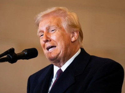 Адміністрація Трампа зупинила програми прийому мігрантів, зокрема з України: що чекає на українців
