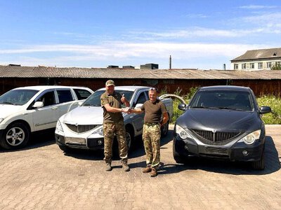 38 авто на передову: як бізнес, що підтримує тих, хто захищає