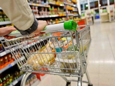 Всі українці відчують підвищення цін на продукти та промислові товари