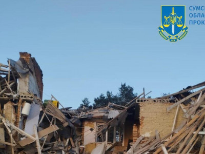 Росіяни скинули авіабомбу на житловий будинок у Миропіллі — троє загиблих