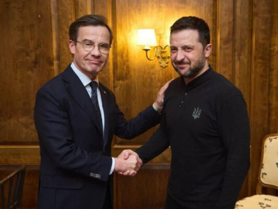 Зеленський обговорив з премʼєр-міністром Швеції підтримку України та санкції проти росії