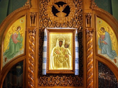 Доторкнутися до чуда: ікона Зарваницької Матері Божої у храмах України