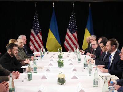 ЗМІ дізналися про тиск команди Трампа на Зеленського в Мюнхені й про те, що було в непідписаній угоді щодо копалин