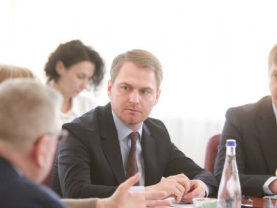 Руслан Кравченко зустрівся з послами та представниками дипломатичних установ 16 країн