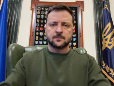 Зеленський зворушливо звернувся до військових на третю річницю війни