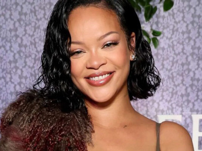 «Соромно»: Ріанна шокувала розповіддю про свої успішні альбоми