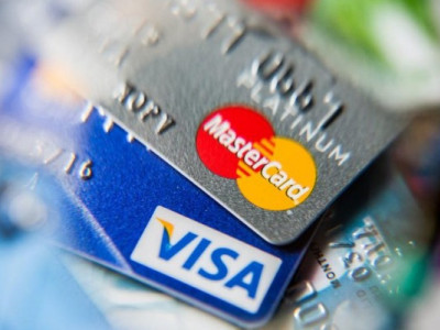 Стався масовий збій у роботі Visa та Mastercard: що відомо