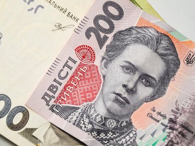 Власники карт Visa отримають бонуси та знижки: що варто знати?