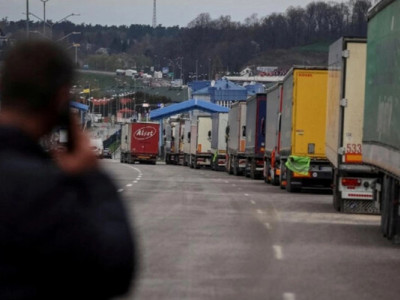 У словацькому Вишньому Нємецкому затримали вантажівку з радіоактивною деревиною з Чорнобиля