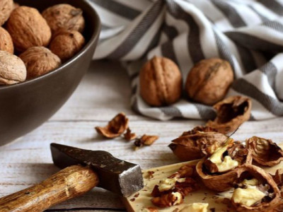 Названо горіх, який зменшує показники холестерину