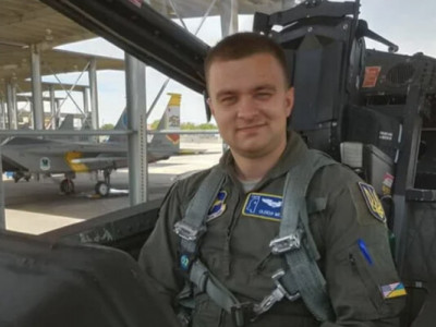 Зеленський присвоїв загиблому пілоту Олексію Месю “Мунфішу” звання Героя України