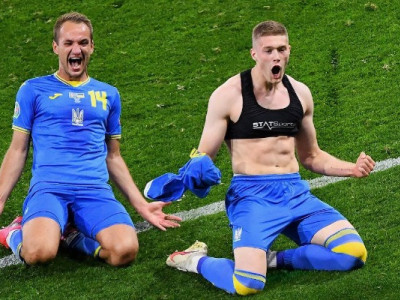 Ребров розповів, що звалило Довбика з ніг