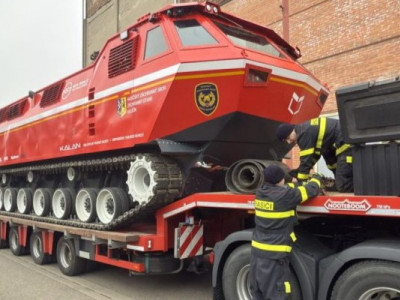 Чехія випробувала нову амфібію KALAN, яка може замінити радянські ПТС