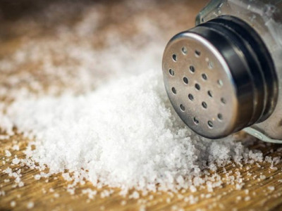 Сліди ведуть до кордону: що приховує директор соляного підприємства?