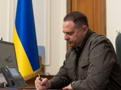 Відносини України та США покращилися - Єрмак