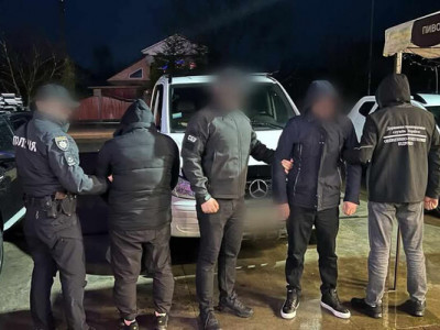 3,5 тисячі доларів за ризик: на Закарпатті затримали «гідного» утікачів