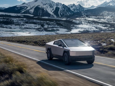 350 миль на одній зарядці: як Tesla прокачала свій Cybertruck для реальних умов