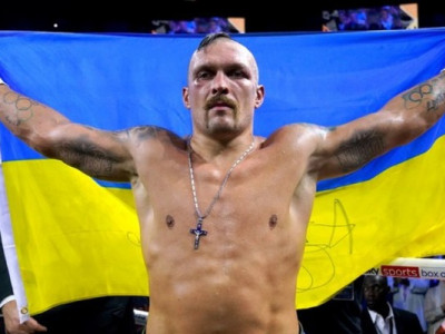 Тренер Тайсона назвав єдиного хлопця, який міг перемогти Усика