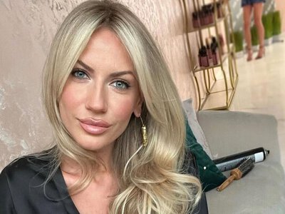 Не забувайте душити цю мєрзость. Нікітюк після прогулянки з Рафіком звернулася до своїх підписників