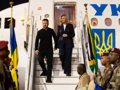 Зеленський прибув до ПАР для зустрічі з Рамафосою: Працюємо, щоб країни G20 були залучені до дипломатичних зусиль