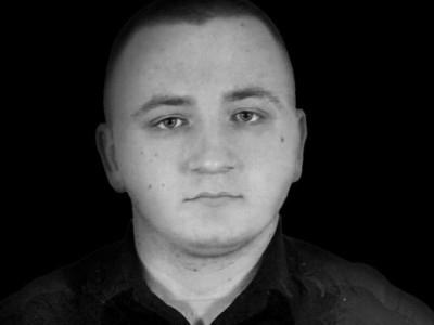 Трагедія: загинув молодий поліцейський, відбиваючи напад з гранатою
