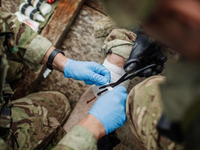 Деяких медиків можуть розбронювати: МОЗ отримало запит від Міноборони