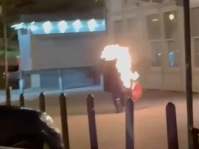 В Івано-Франківську чоловік підпалив себе і пішов вулицею (відео 18+)