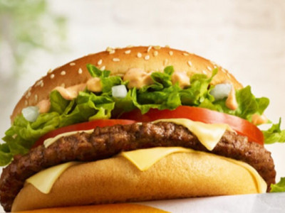 Біг Тейсті йде з меню: чому McDonald's вирішили прибрати бургер з ресторанів