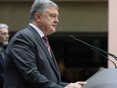 Дружина керівника Держфінмону, який сприяв санкціям на Порошенка, пов'язана з Фірташем