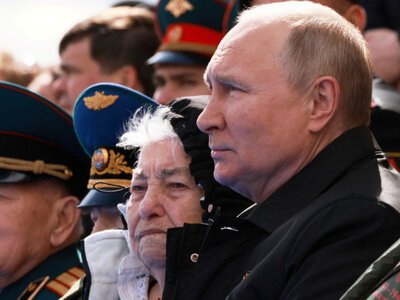 Як путін істерично намається врятувати парад 9 травня